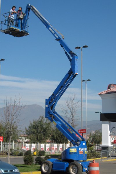 Aerial Lift Safety Learning Experience Report